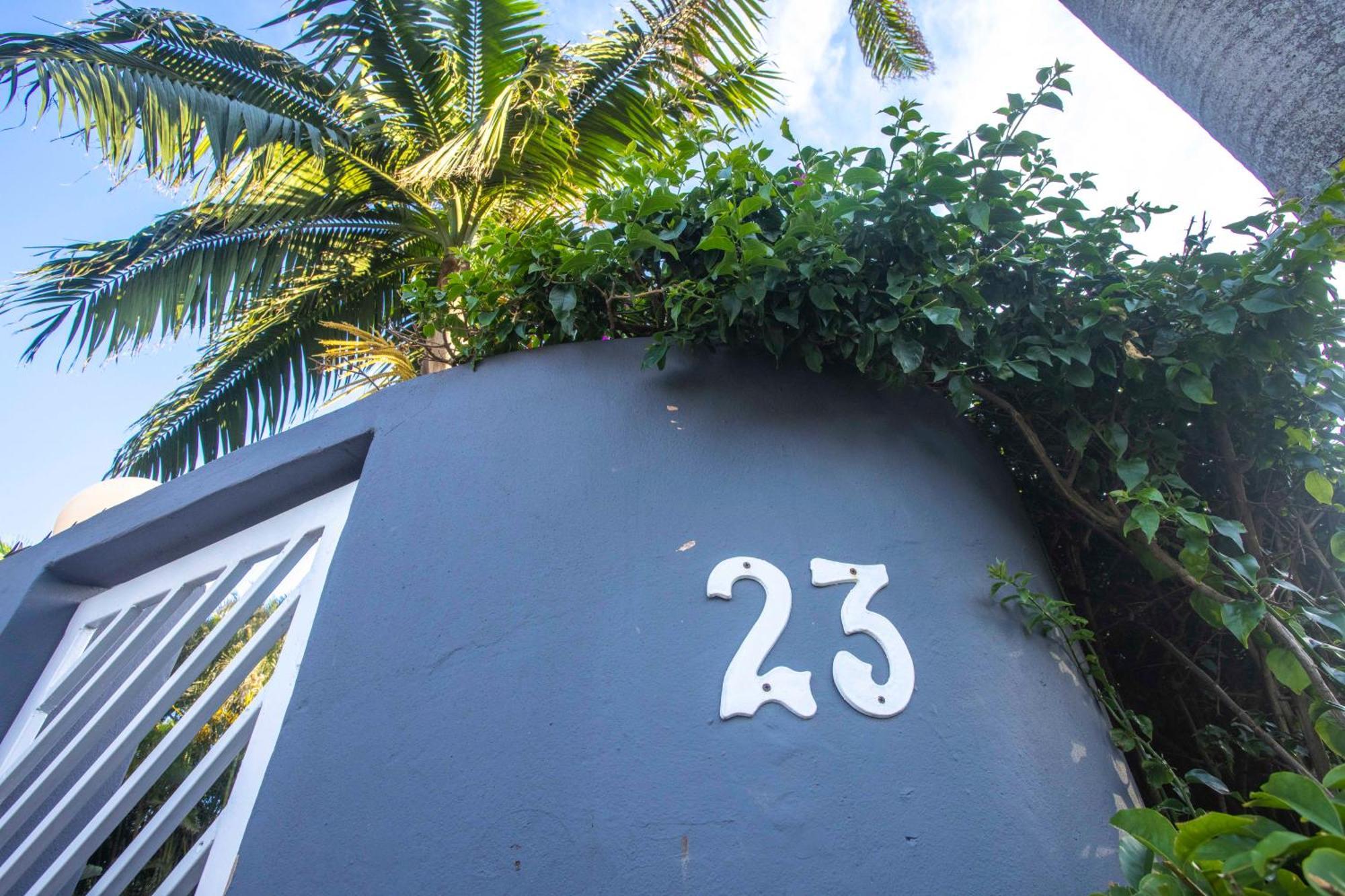 23 Ambleside Holiday Retreat By The Sea Port Shepstone Exteriör bild