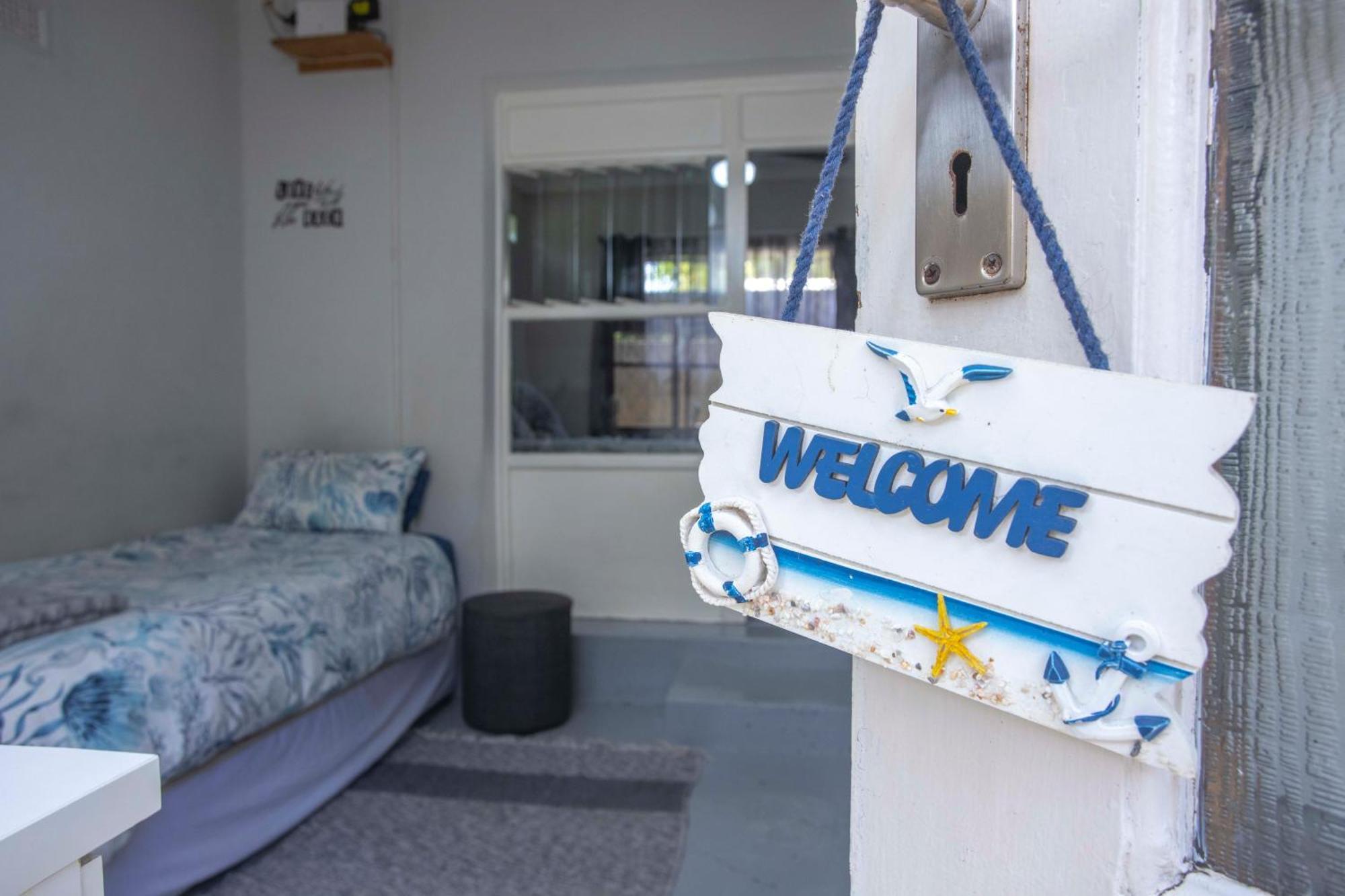 23 Ambleside Holiday Retreat By The Sea Port Shepstone Exteriör bild