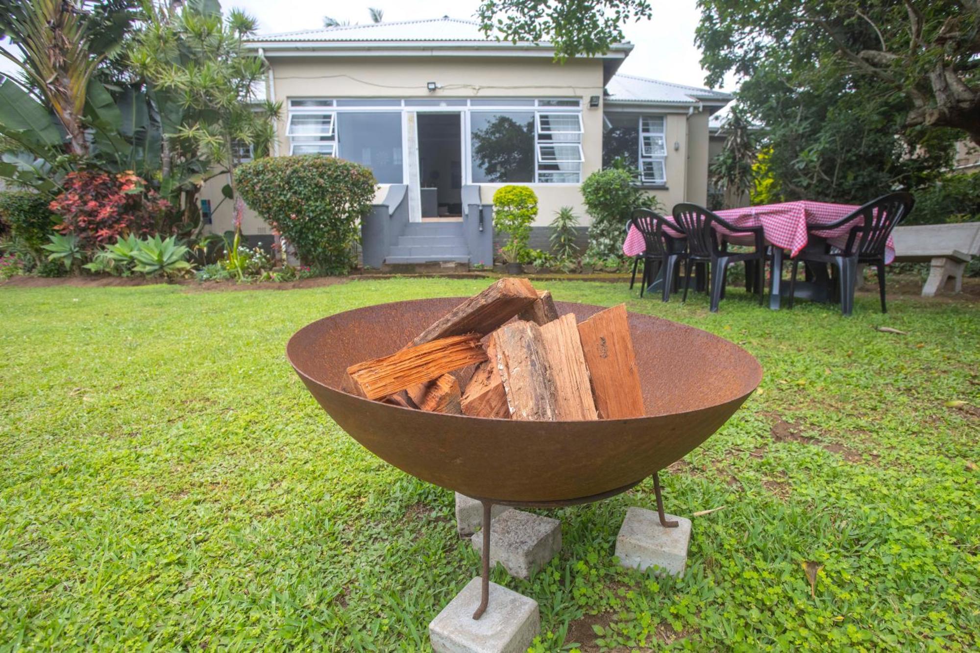 23 Ambleside Holiday Retreat By The Sea Port Shepstone Exteriör bild