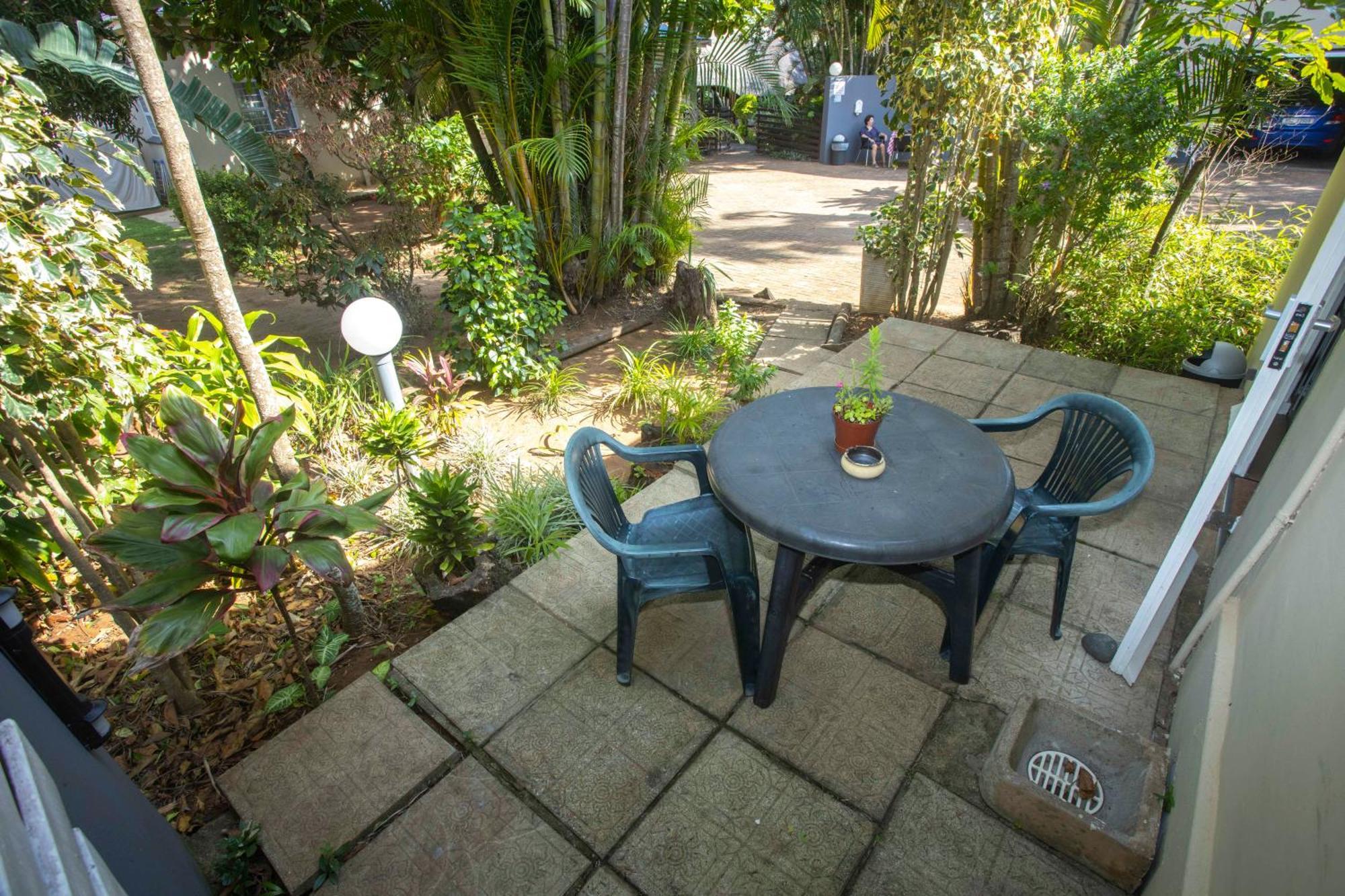 23 Ambleside Holiday Retreat By The Sea Port Shepstone Exteriör bild